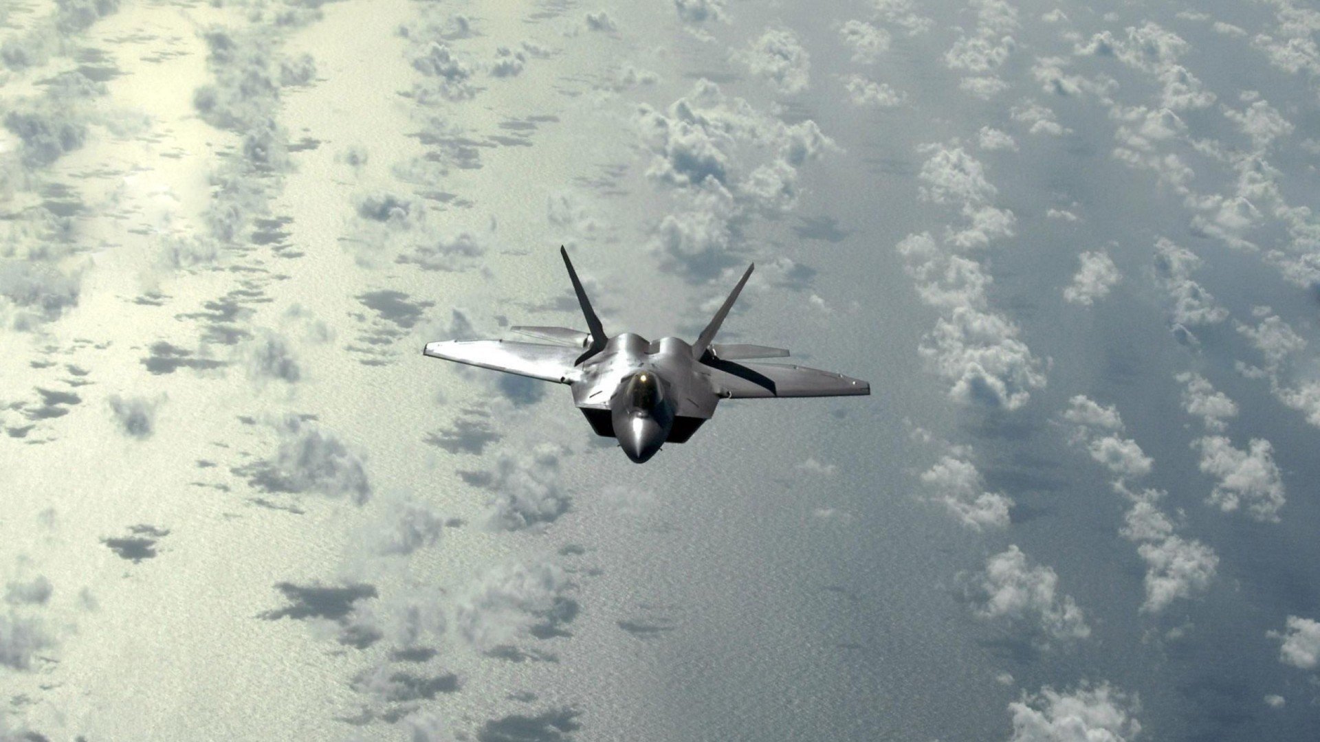 天空跳伞表演,飞越云端感受自由体验,空中跳伞的视频